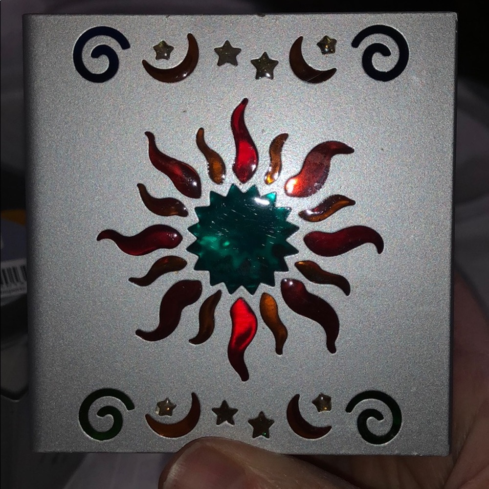 Moon/Sun Tea Light Holder - Picture 5 of 8